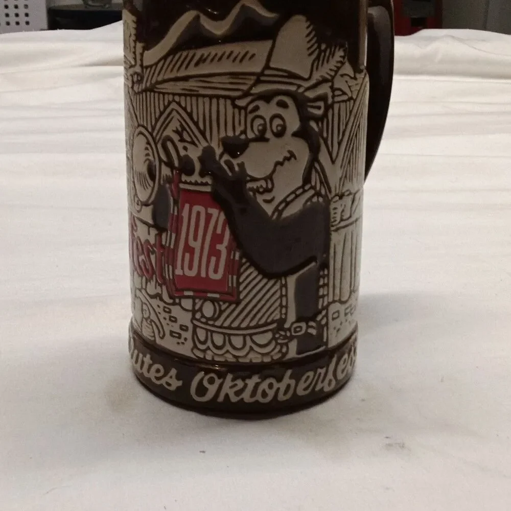 Ceramarte Hamm’s Oktoberfest Beer Mug Stein, Product of Brazil, Breweriana